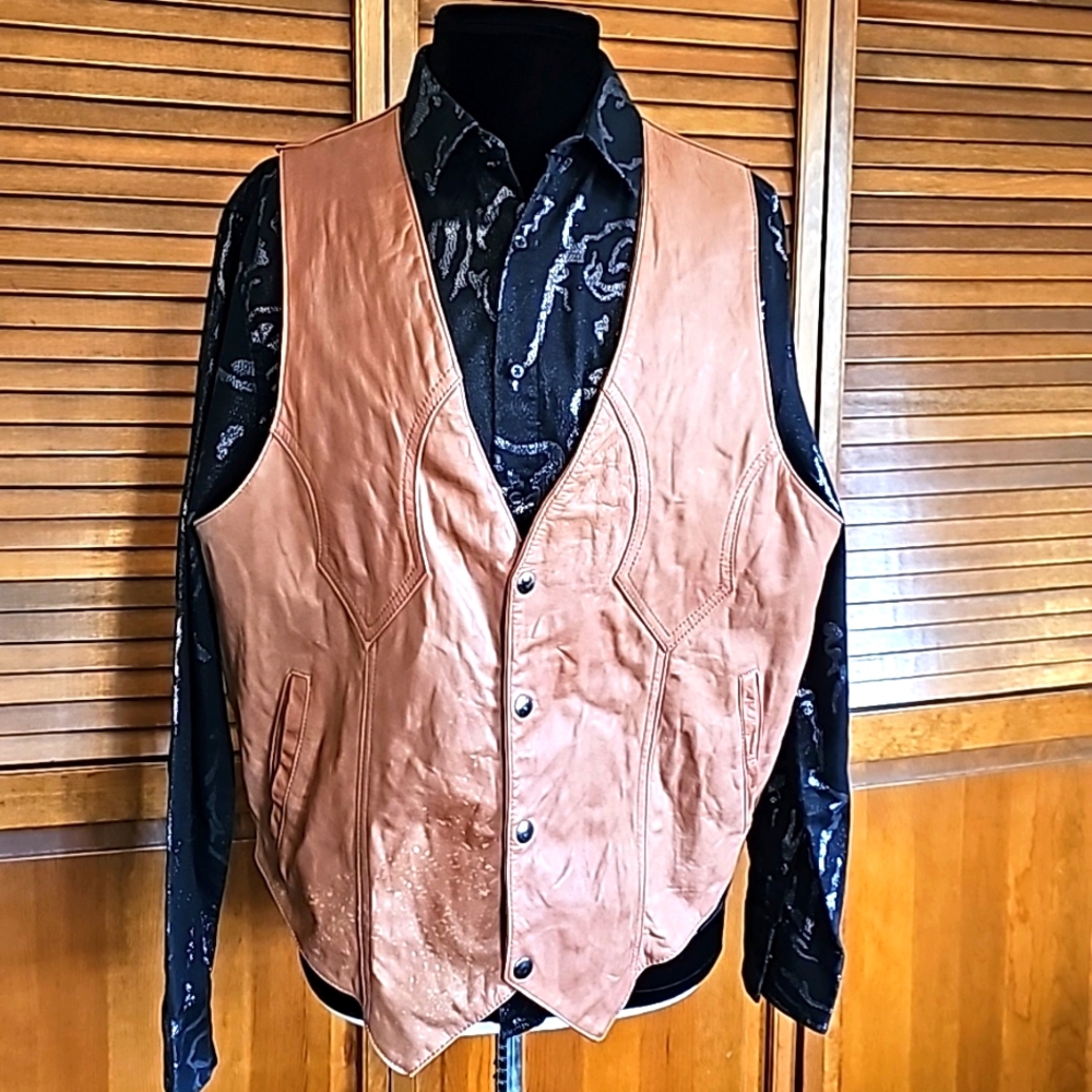 Vintage BEN JAS genuine leather men's snap button vest  lined Size 42